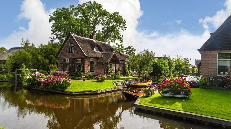 Cidade Holandesa De Giethoorn